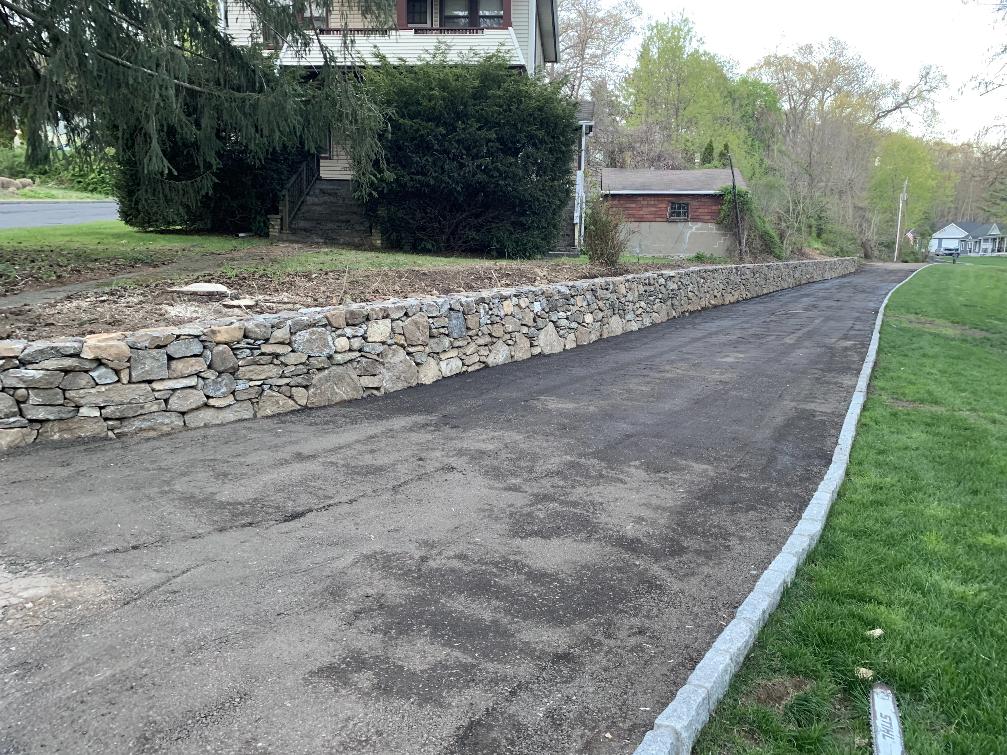 Stone Walkways & Pavers